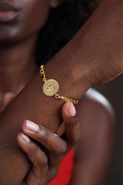 PULLU ZİNCİRLİ ÇEYREKLİ BİLEKLİK