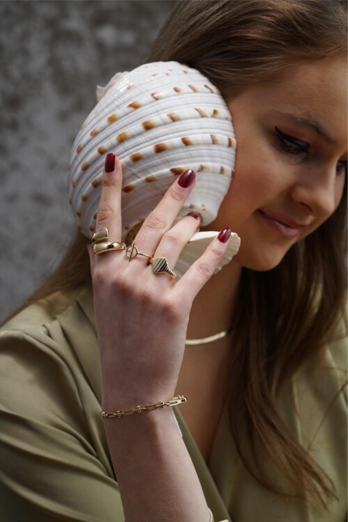 TIRNAK MODELİ YÜZÜK