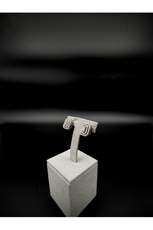 PIRLANTA BAGET ve YUVARLAK ÇİFT SIRA TAŞLI KÜPE