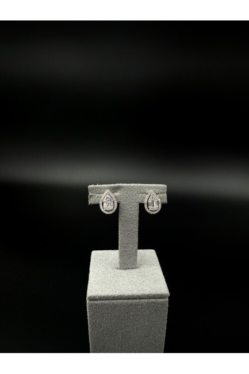 PIRLANTA DAMLA MODEL BAGET ve YUVARLAK TAŞ KÜPE