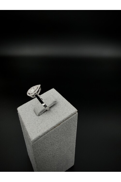 PIRLANTA DAMLA MODEL BAGET ve YUVARLAK TAŞ YÜZÜK