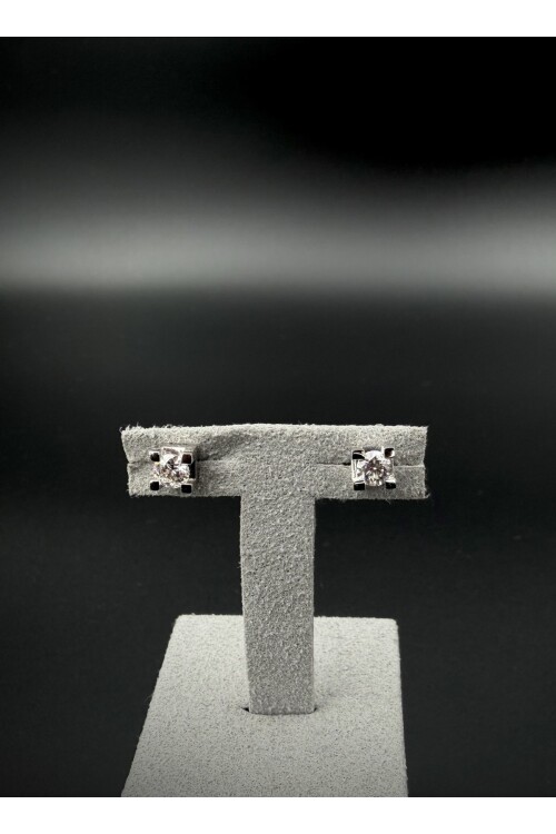 PIRLANTA TAKOZ TIRNAK TEKTAŞ KÜPE