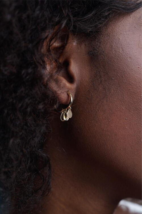 ÜÇ DAMLA TAŞLI KÜPE