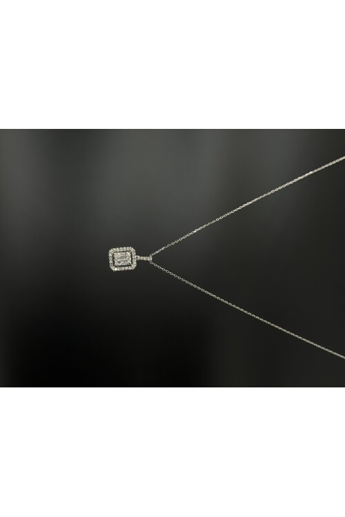 PIRLANTA BAGET ve YUVARLAK TAŞ KOLYE