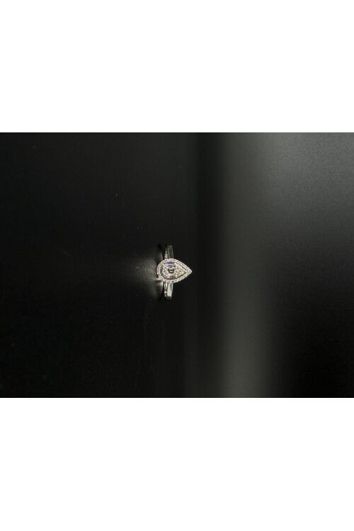 PIRLANTA DAMLA MODEL BAGET ve YUVARLAK TAŞ YÜZÜK