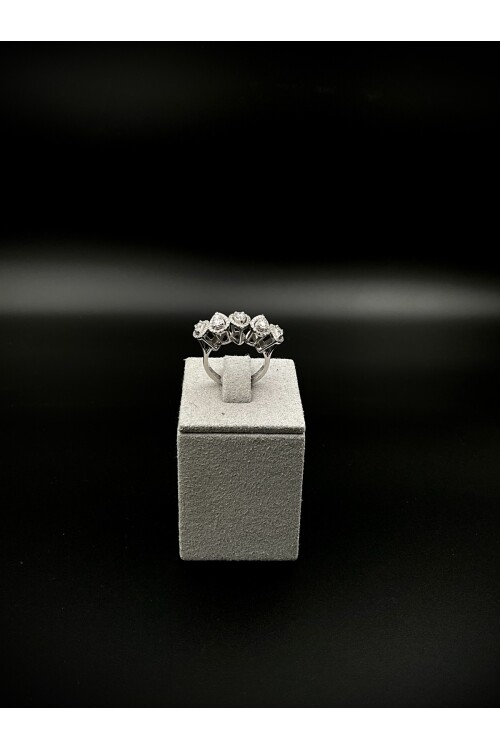 PIRLANTA DAMLA MODEL PAVE BEŞTAŞ YÜZÜK