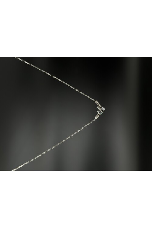 PIRLANTA V BAGET ZİNCİRLİ KOLYE