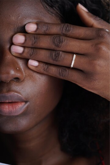 YARIMTUR BAGET TAŞLI YÜZÜK